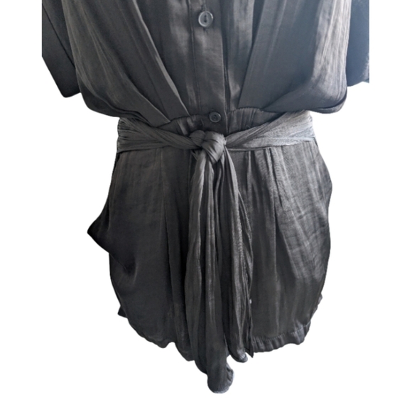 Steve Madden TORI Black Satin Romper Button Front NWT 0/XS - Picture 11 of 12